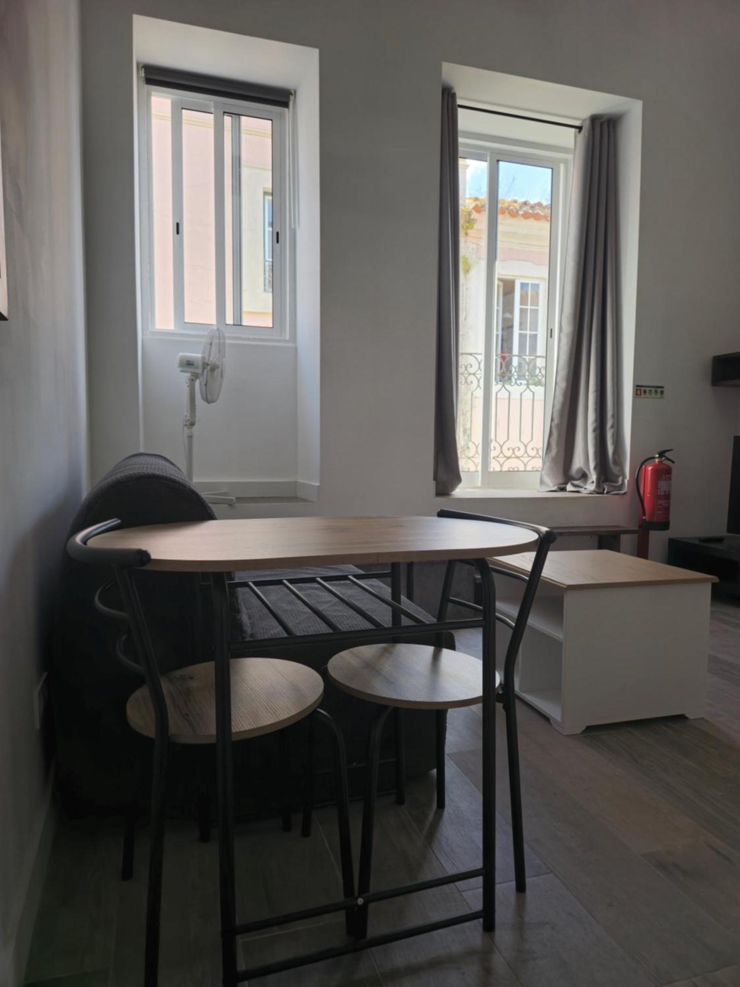 Esther Apartment Cozy Vacay Suite セトゥーバル エクステリア 写真
