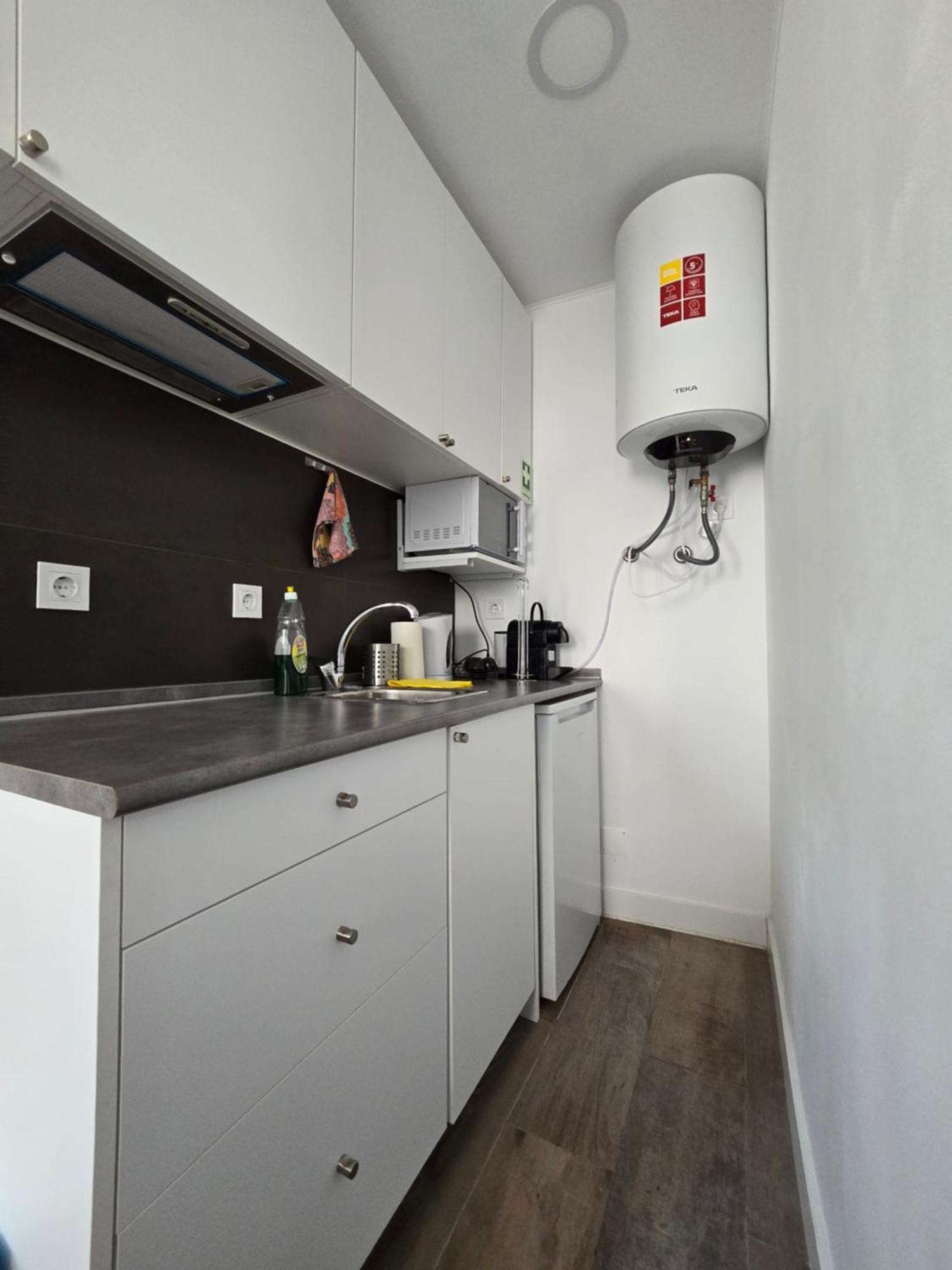 Esther Apartment Cozy Vacay Suite セトゥーバル エクステリア 写真