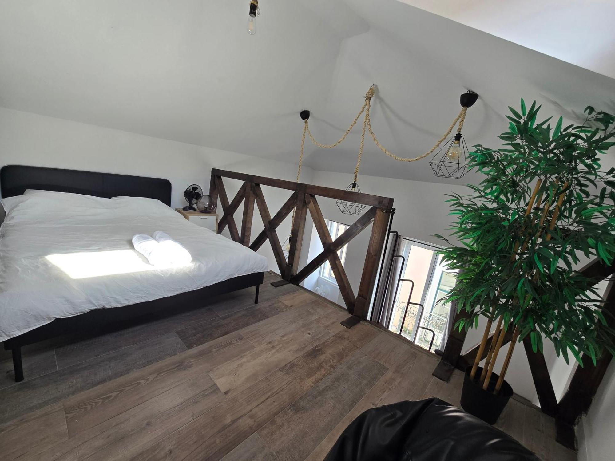 Esther Apartment Cozy Vacay Suite セトゥーバル エクステリア 写真